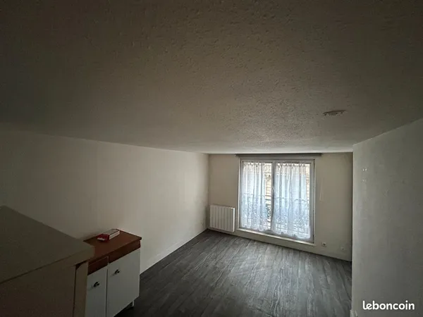 Appartement 1 pièce 18 m² 