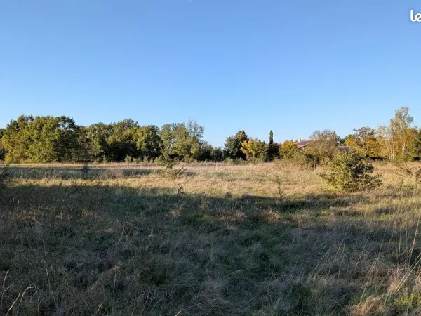 Terrain 500 m² Saint Etienne De Tulmont 