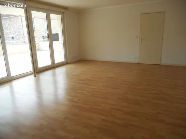 Appartement 2 pièces 64 m² 