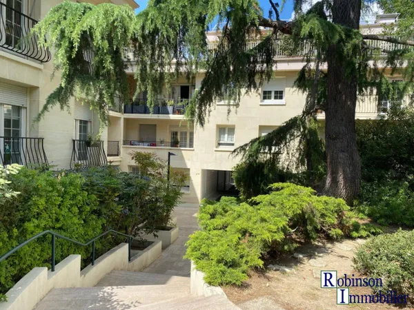 Appartement 1 pièce 30 m² 