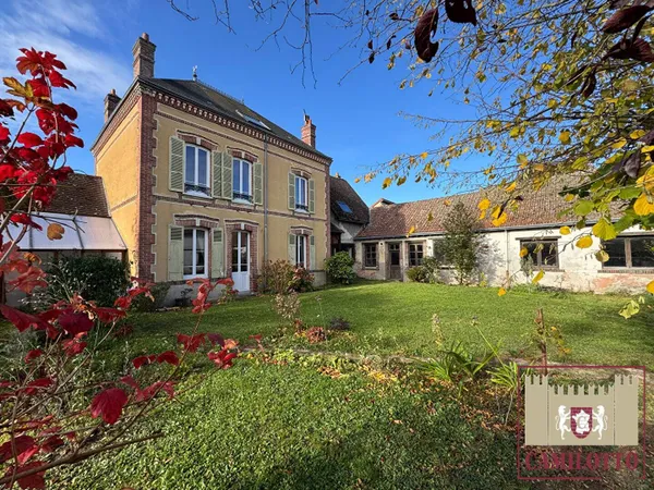 Maison 8 pièces 280 m² 