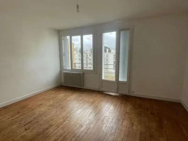 Appartement T4 - Quartier Beauséjour - Longchamp - CS 1694 