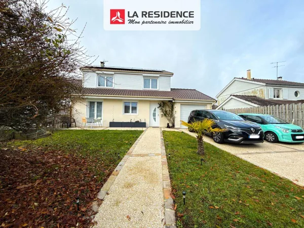 Maison 6 pièces 141 m² 