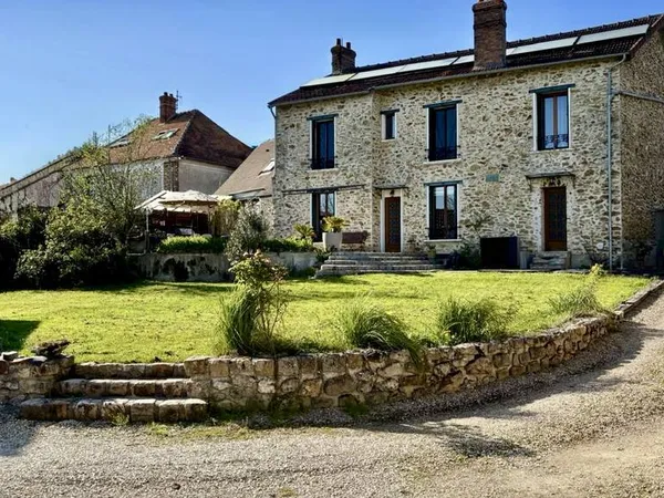 Maison 5 pièces 225 m² 