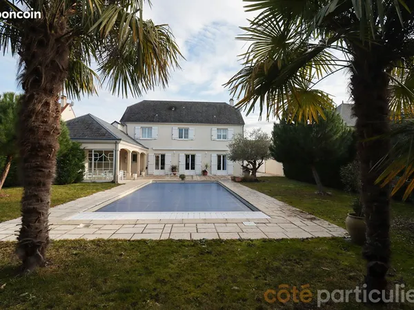 Villa 6 pièces 181 m² 