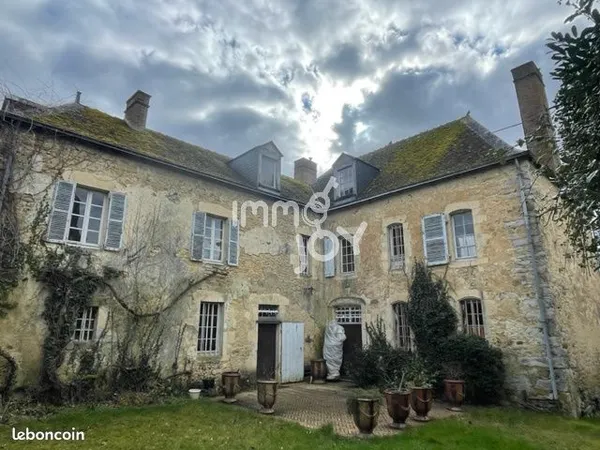 Maison 9 pièces 280 m² 