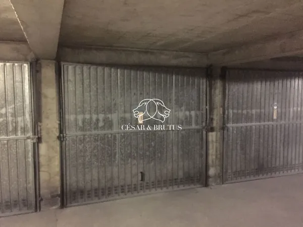 Parking/Box VILLEURBANNE 