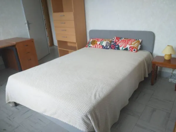 Studio 1 pièce 17 m² 
