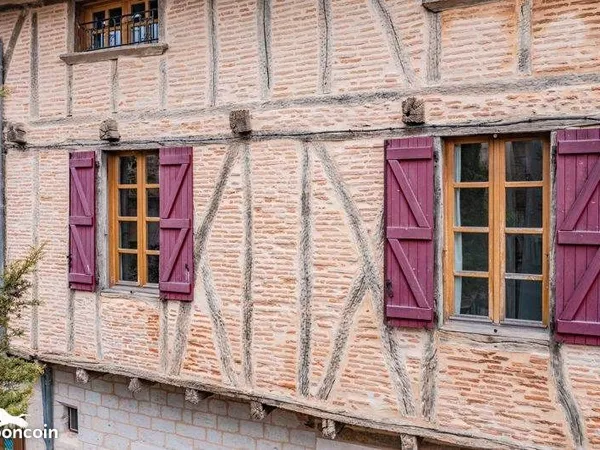 Maison 8 pièces 223 m² 