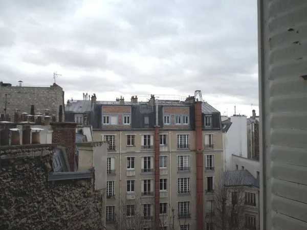 Studio 1 pièce 24 m² 