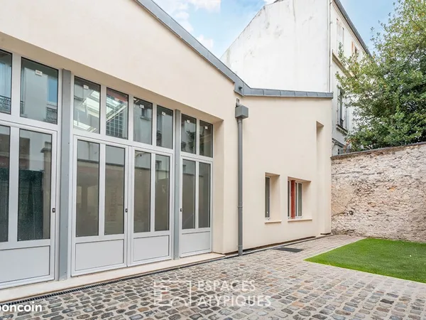 Loft 3 pièces 139 m² 