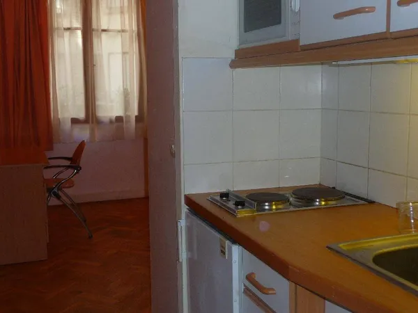 Studio 1 pièce 16 m² 