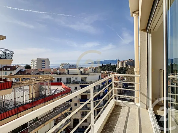 Appartement 1 pièce 27 m² 