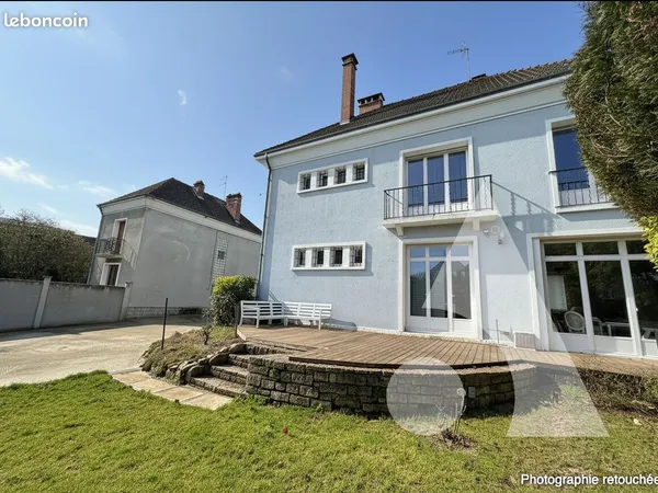 Maison de ville 7 pièces 162 m² 