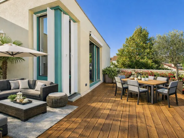 4P DE 88m² EN DERNIER ETAGE AVEC TERRASSE ET BOX 