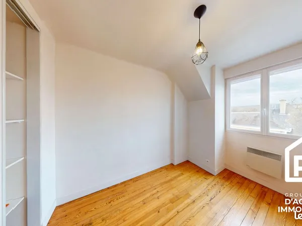 Studio 1 pièce 15 m² 