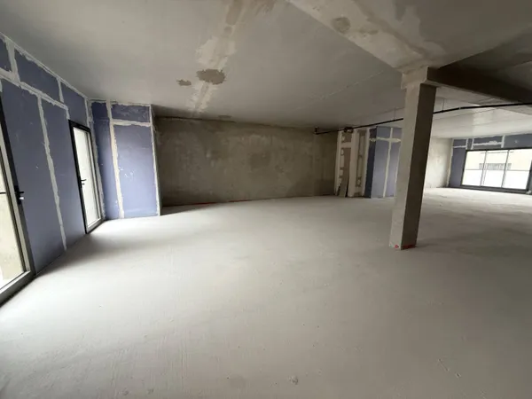 Bureaux 146 m² 