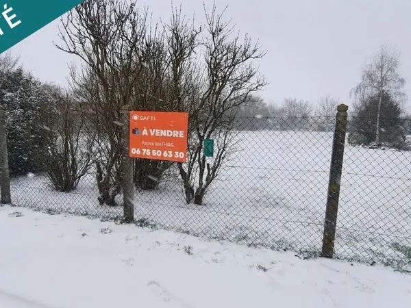 EN EXCLUSIVITE : terrain à bâtir de: 1073 m2 