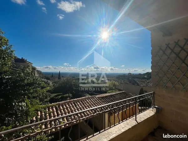 Maison 14 pièces 327 m² 