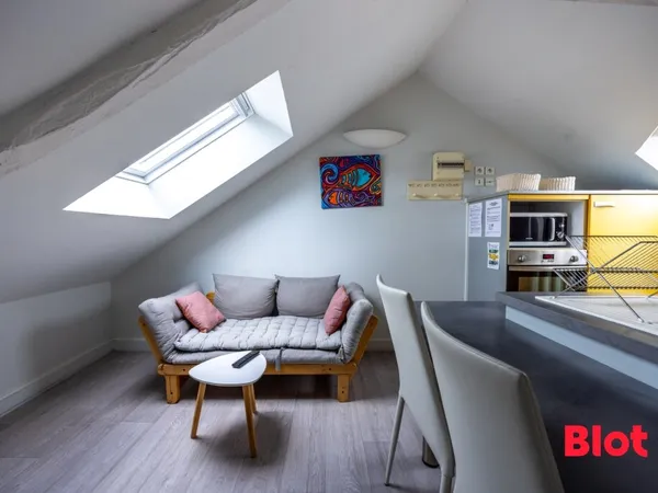A vendre à DINARD - Immeuble de rapport meublé à deux pas de la plage 