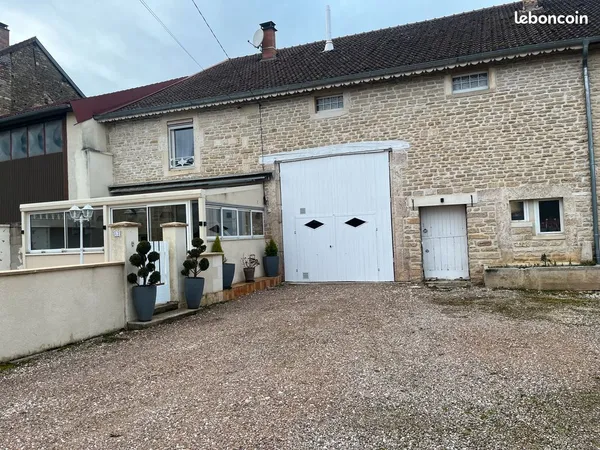 Maison en Pierre à 15 min de Chaumont 