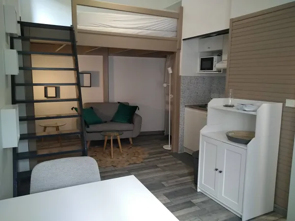 Loue Studio de 24m² - hyper-centre de Nantes (44) 