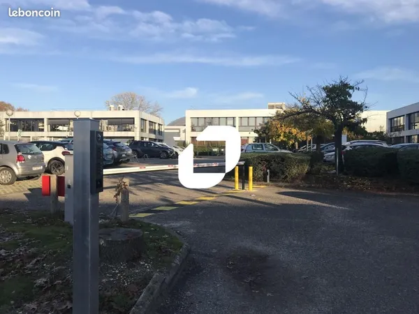 Bureaux 294 m² 