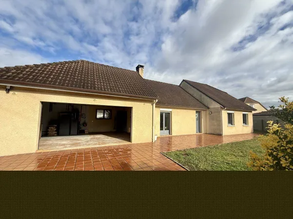 Maison de plain-pied 5 pièces 125 m² 