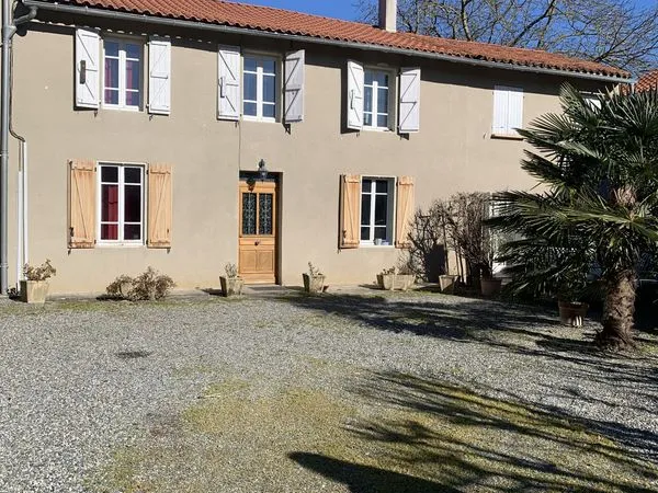 Maison 6 pièces 160 m² 