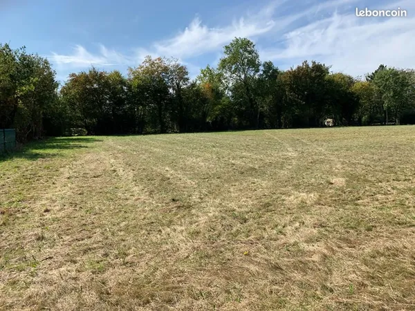 Terrain 4 786 m² La Trinite De Reville 
