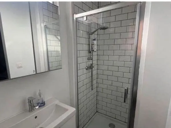 Studio 1 pièce 35 m² 