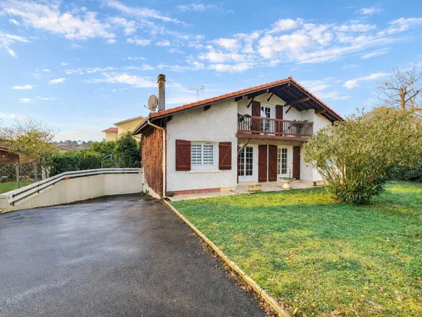 Maison 6 pièces 121 m² 