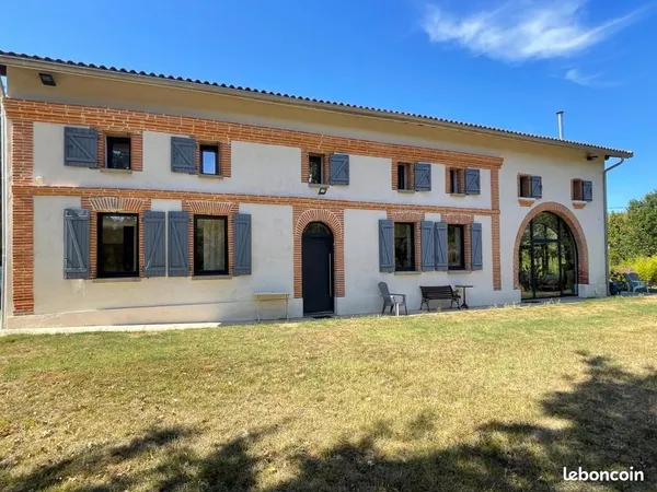 Maison 9 pièces 276 m² 