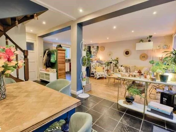 Maison 6 pièces 121 m² 