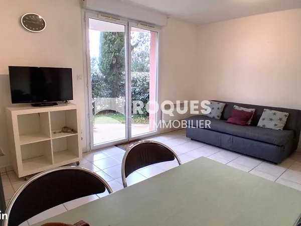 Studio 1 pièce 25 m² 