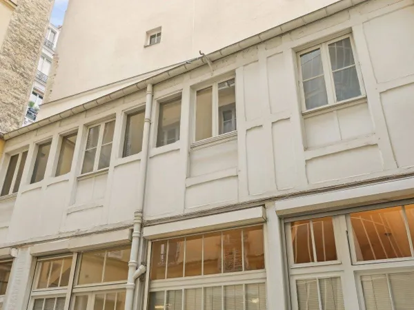 Bureau 122 m² 