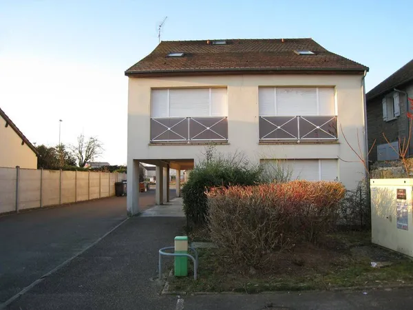 Studio 1 pièce 33 m² 