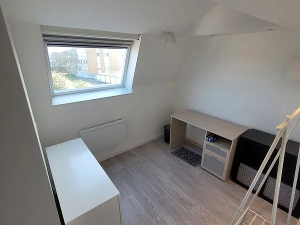 Logement habitation étudiant 19m² - Loos proche Faculté de médecine (proximité CHR-CHU) 