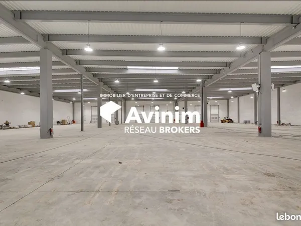 Local 1481 m² Tremblay-en-France 