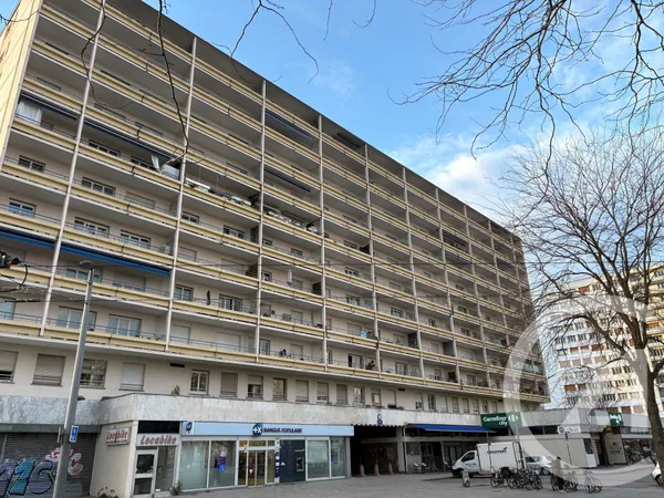 Appartement 1 pièce 12 m² 