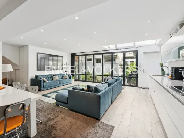 Appartement d'exception au coeur du 16ème arrondissement de Paris, à Proximité des Champs-Élysées