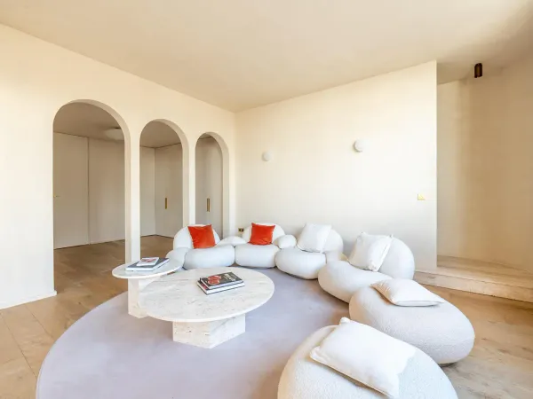 Triplex avec terrasse sur le toit - Faubourg Saint-Honoré