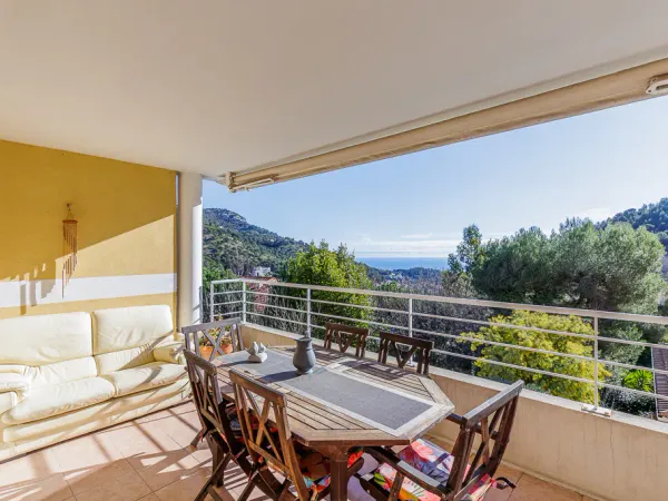 Appartement lumineux avec vue mer et garage