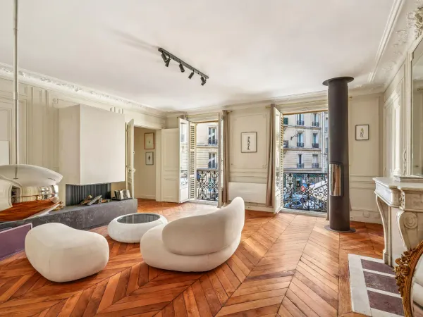 Appartement 2 pièces/Bureau - Saint-Philippe du Roule/Champs-Elysées