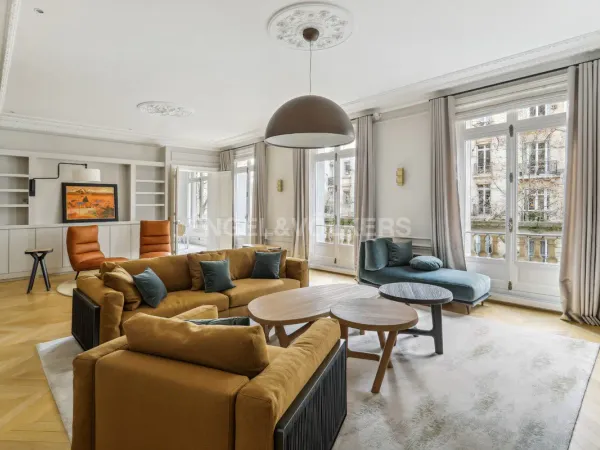 Appartement de réception - Champ de Mars