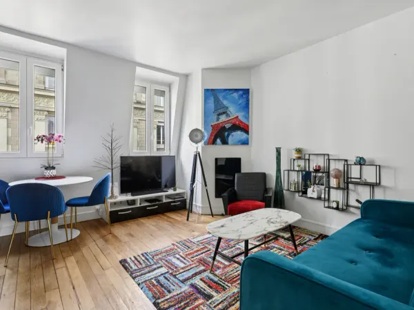 Appartement 2/3 pièces - 37 m² - Dernier étage - Paris XVIe