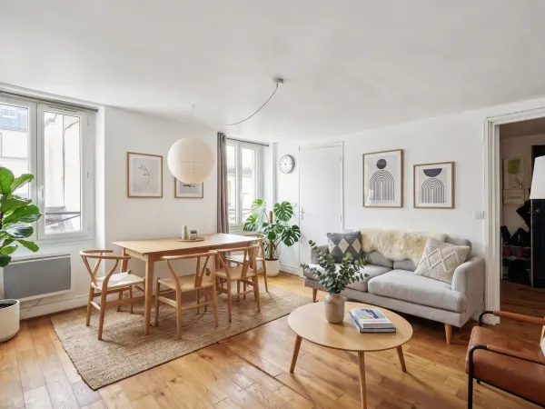 Rue Saint Dominique - Studio