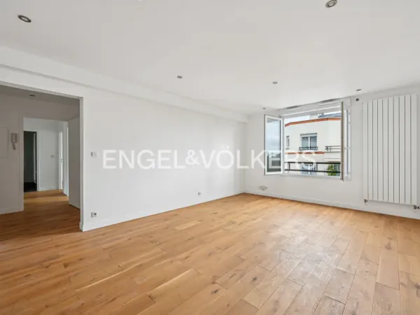 Appartement 3 pièces rénové - Suresnes