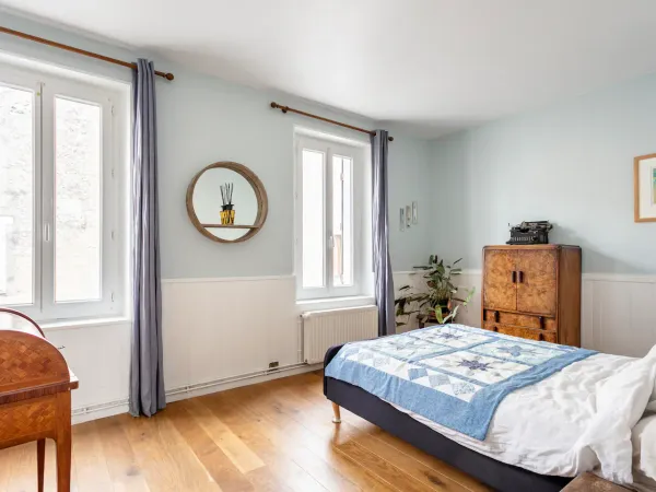 Loue chambre dans maison 166m²