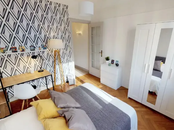 Loue chambre en colocation meublée